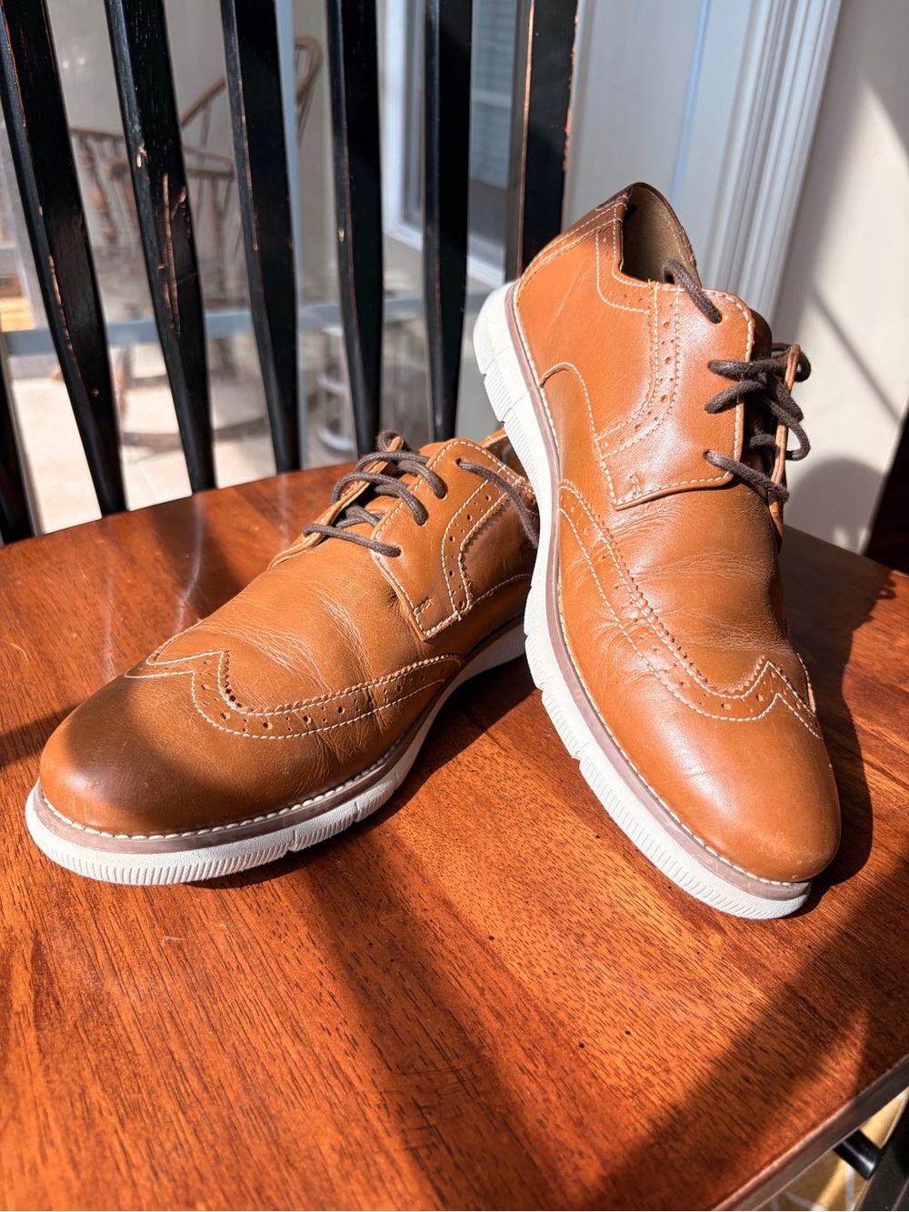 Johnston & Murphy Boys Size 6 Cognac Brown Wingtip Oxford Dress Shoes EUC